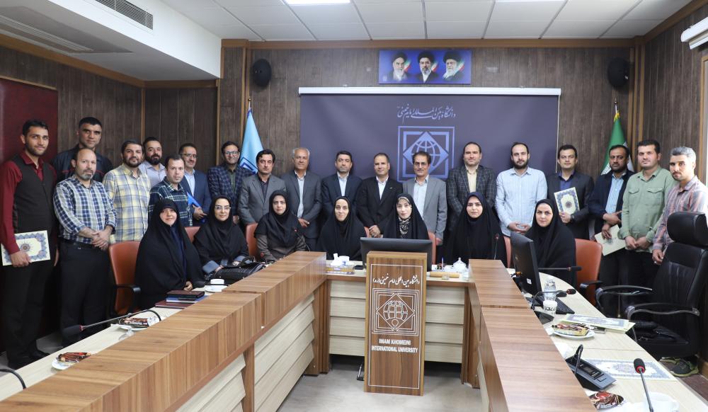 مراسم بزرگداشت روز ملی جمعیت و تکریم خانواده متولدین 1404 در دانشگاه برگزار شد