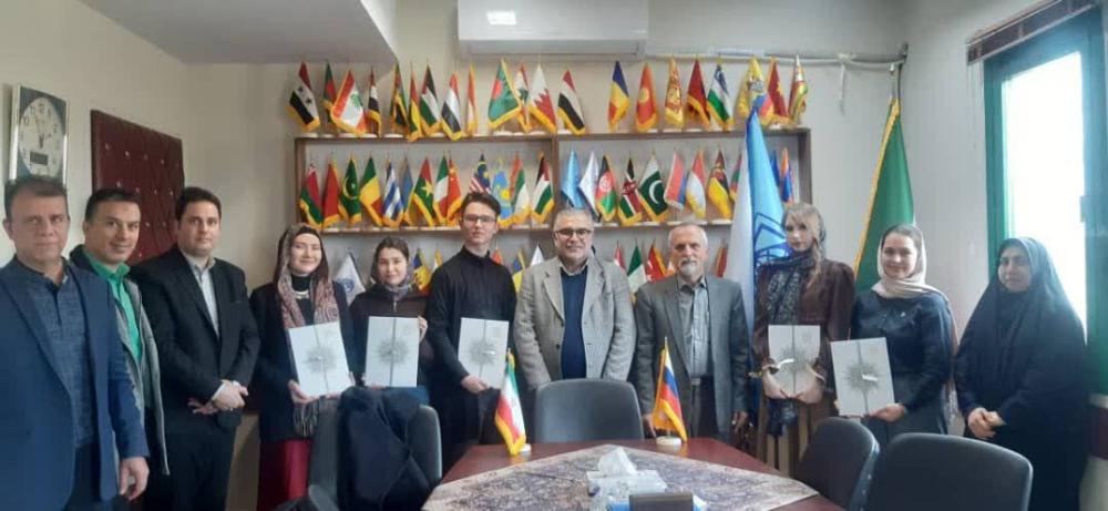 هشتمین دوره دانش افزایی زبان فارسی دانشجویان ایرانشناس و شرق شناس دانشگاه فدرال کازان برگزار شد